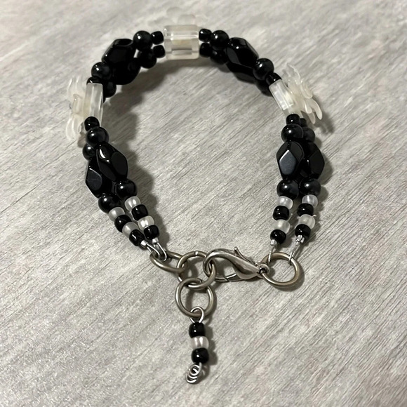 Bracelet Double Layer Black Swarovski Crystal Flower Beads - Picture 2 of 4